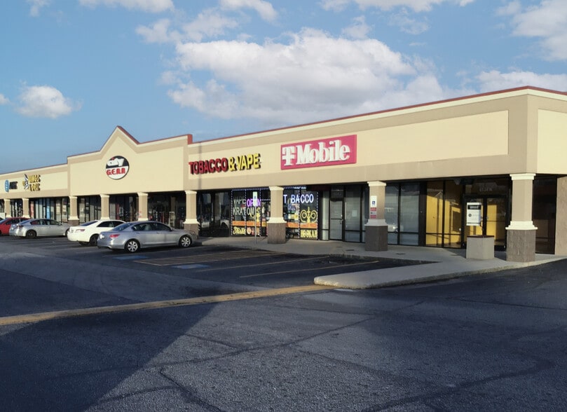 More Photos Of 6124-6136 White Horse Rd, Greenville Unknown For Lease