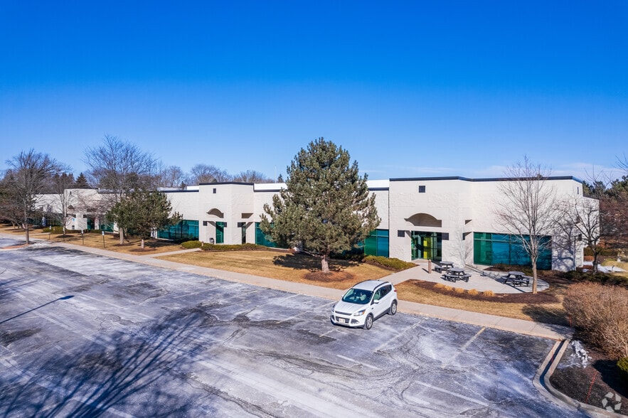 Primary Photo Of 3235 Intertech Dr, Brookfield Industrial For Lease