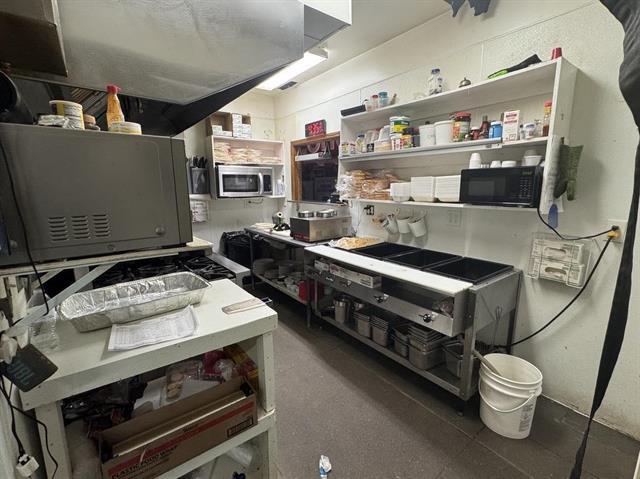 More Photos Of 215 S Main St, Cimarron Restaurant For Sale