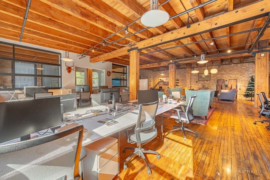 More Photos Of 1123 W Washington Blvd, Chicago Office For Lease