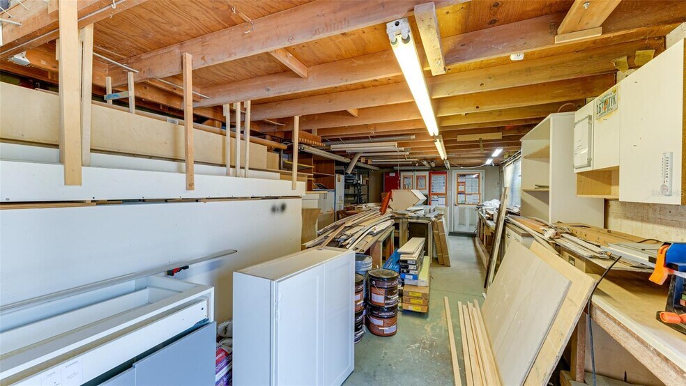 More Photos Of 2430 17th St, Sarasota Freestanding For Sale