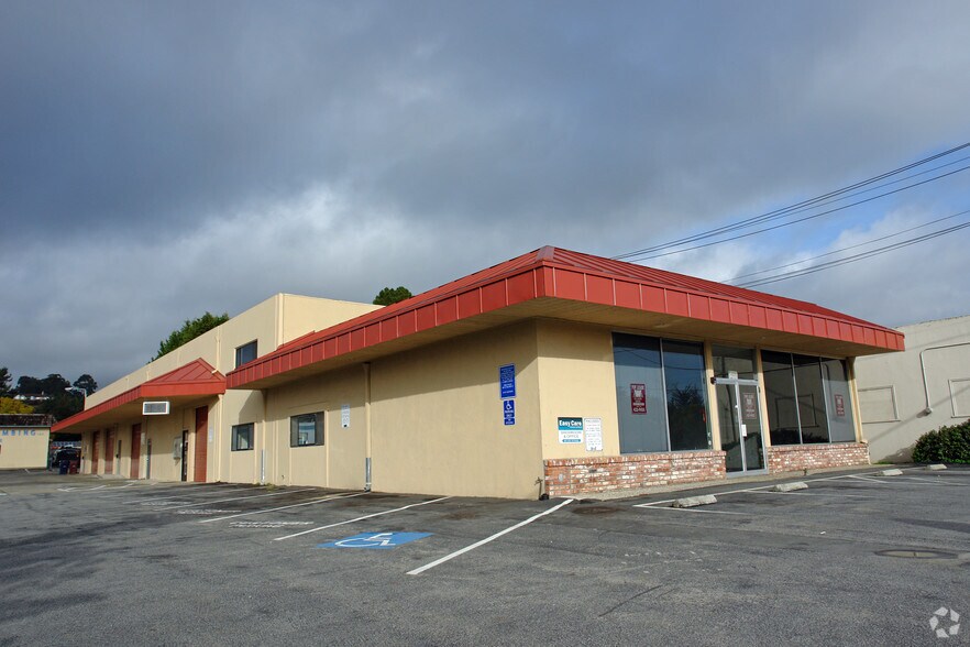 More Photos Of 2555-2557 Soquel Dr, Santa Cruz Warehouse For Sale