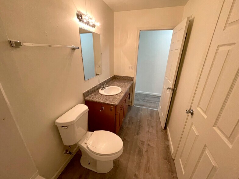 More Photos Of 9404-9416 N Lombard St, Portland Apartments For Sale