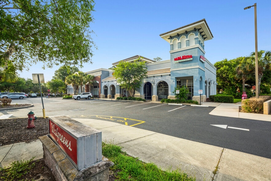 More Photos Of 7315 Winter Garden Vineland Rd, Windermere Unknown For Lease