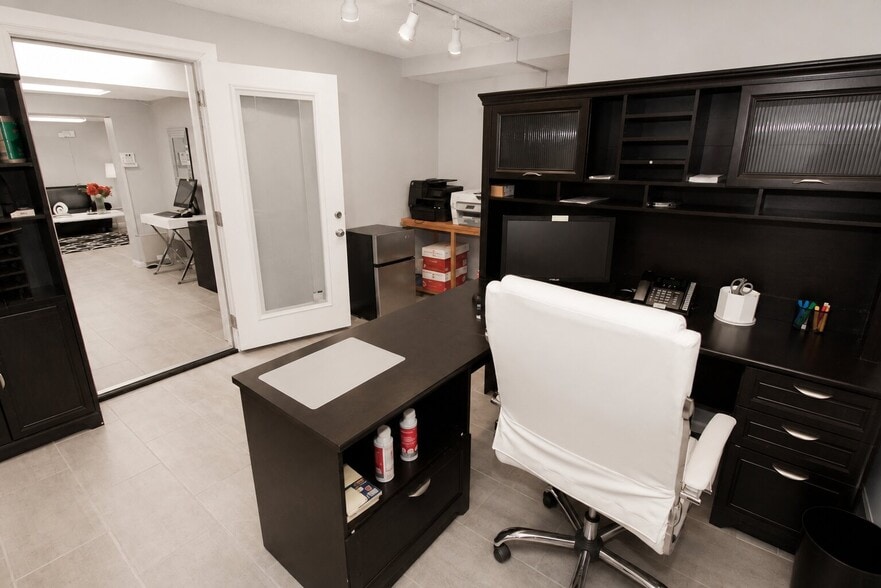 More Photos Of 400 Park Rd, Sevierville Office For Sale