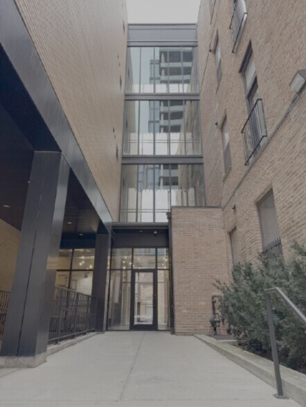 More Photos Of 216 N May St, Chicago Loft Creative Space For Lease
