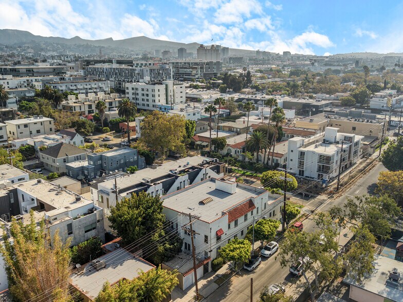 More Photos Of 803 N Detroit St, Los Angeles Apartments For Sale