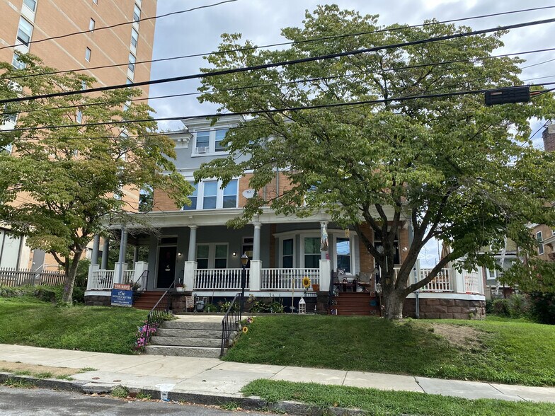 More Photos Of 305 W 18th St, Wilmington Apartments For Sale