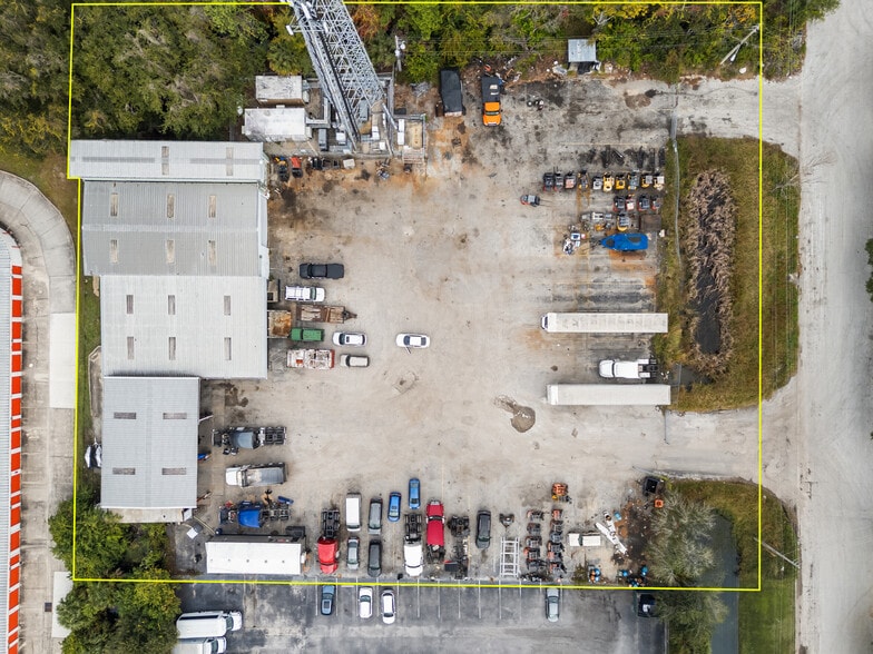 More Photos Of 5387 L B McLeod Rd, Orlando Warehouse For Sale