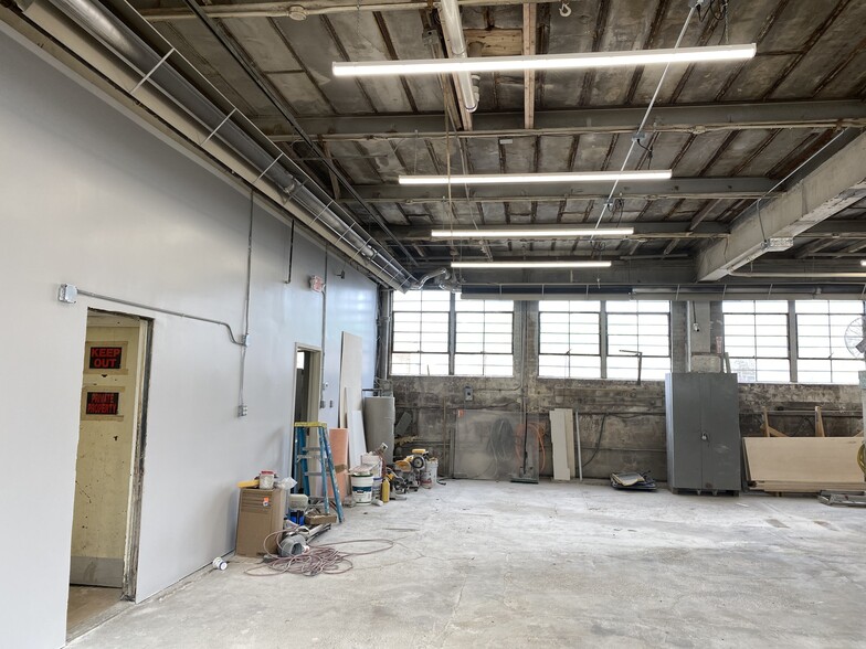 More Photos Of 660 Saw Mill River Rd, Yonkers Manufacturing For Sale