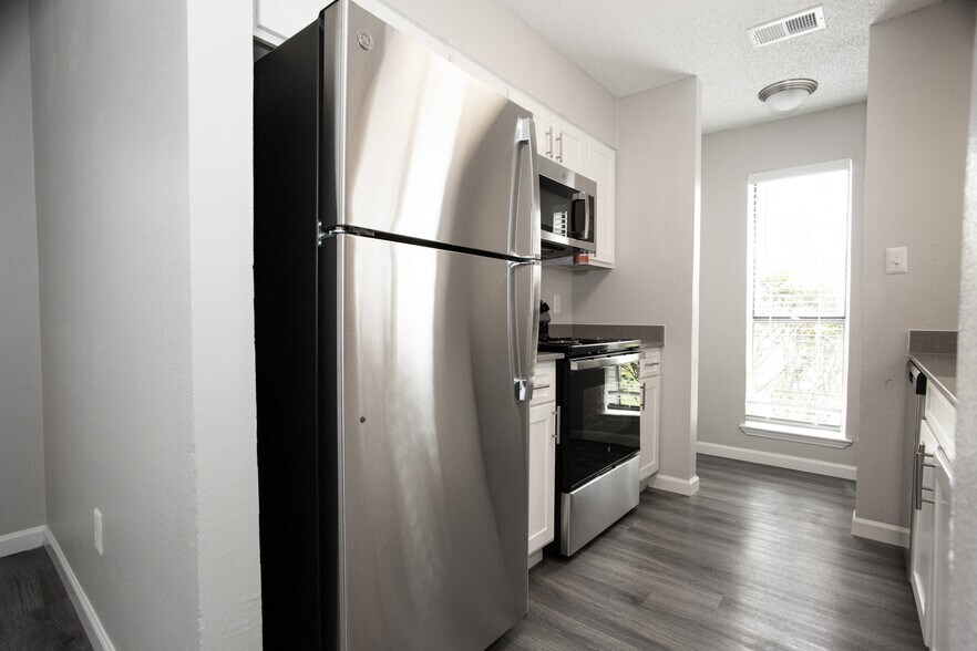 More Photos Of 4328 Duck Creek Dr, Garland Apartments For Sale