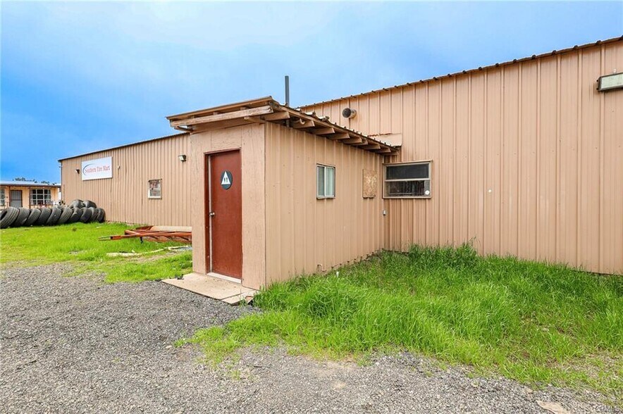 More Photos Of 788 E Childs Ave, Merced Warehouse For Lease