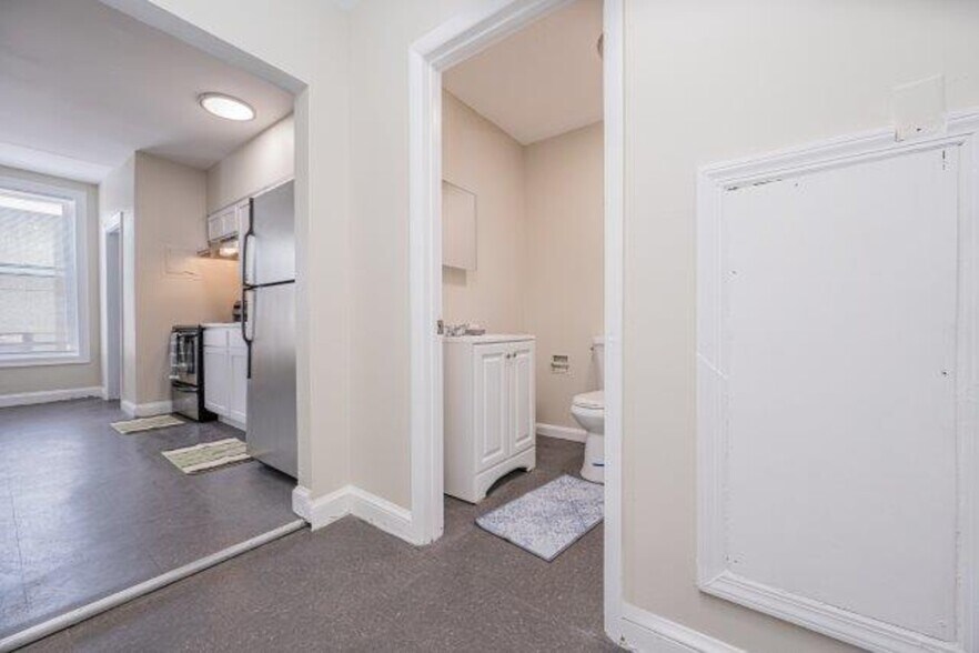 More Photos Of 62-64 W Antietam St, Hagerstown Apartments For Sale