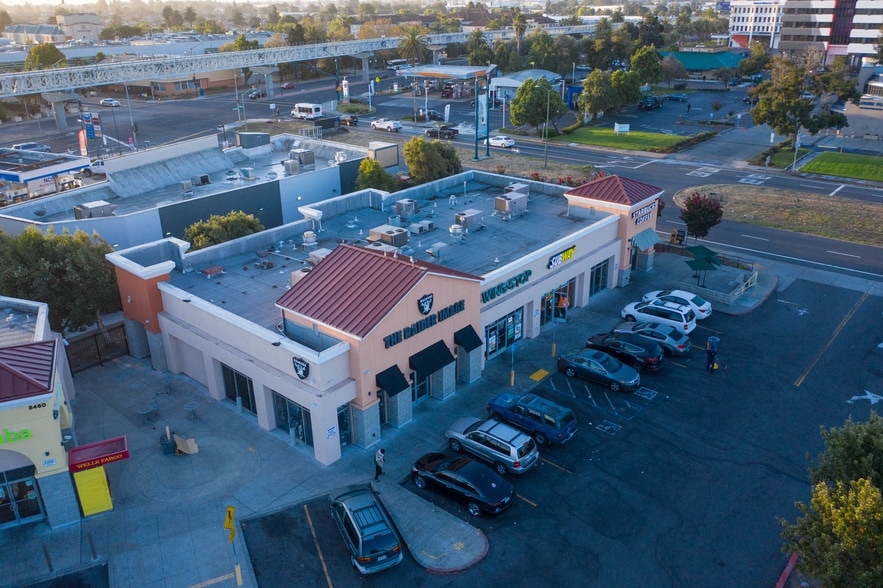 More Photos Of 8400 Edgewater Dr, Oakland Unknown For Lease