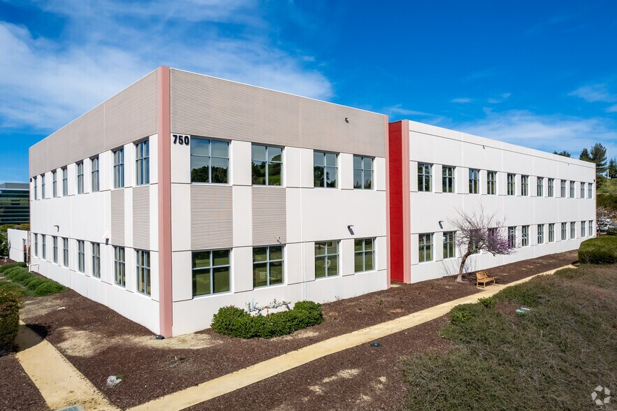 Primary Photo Of 750 Alfred Nobel Dr, Hercules Research And Development For Lease