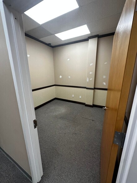 More Photos Of 3400 Veterans Memorial Hwy, Bohemia Office For Lease