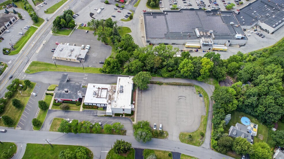 More Photos Of 74 Brookside Ave, Chester General Retail For Lease