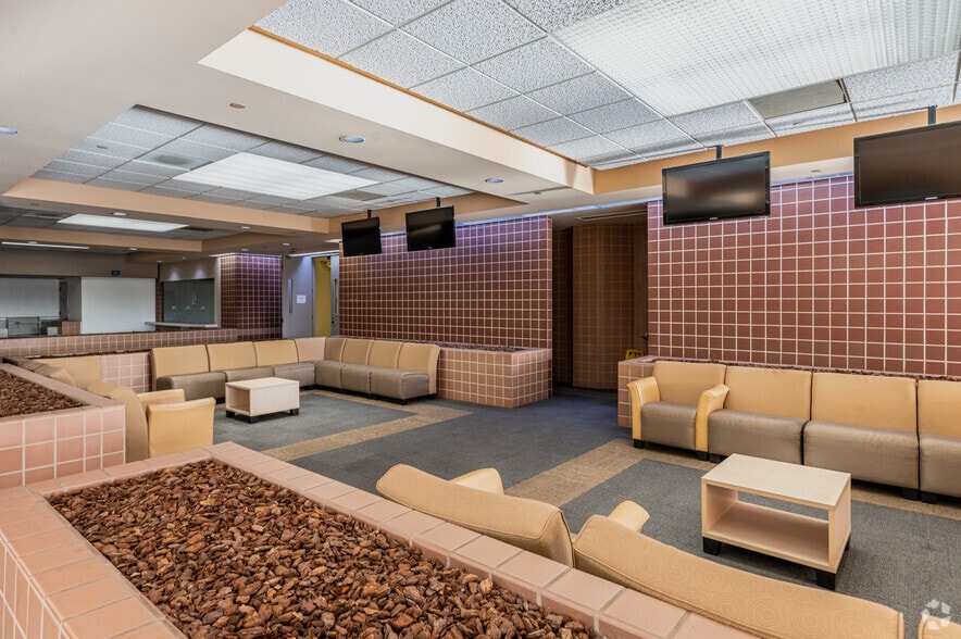 More Photos Of 625 N Grand Ave, Santa Ana Office For Sale