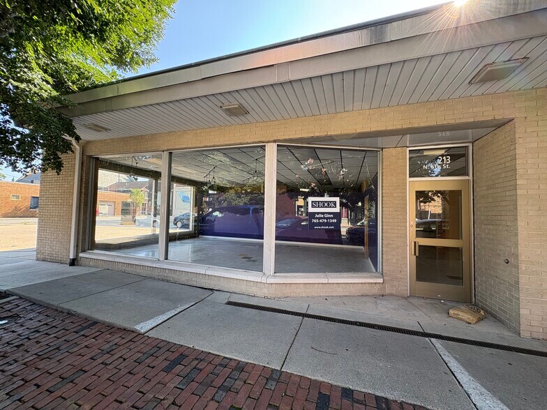 More Photos Of 213 N 5th St, Lafayette Industrial For Lease