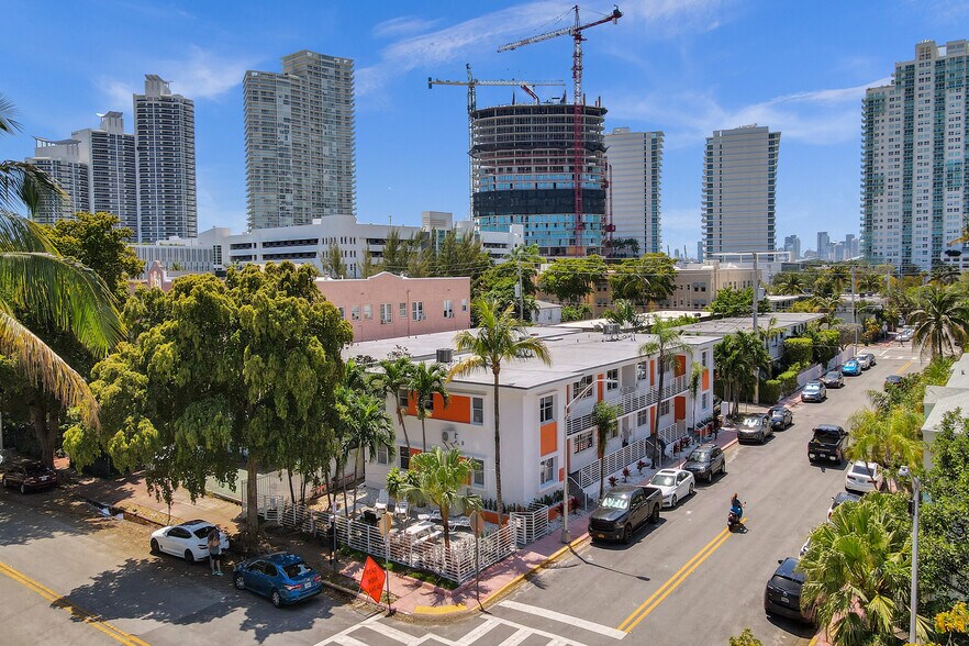 More Photos Of 1000 7th St, Miami Beach Apartments For Sale
