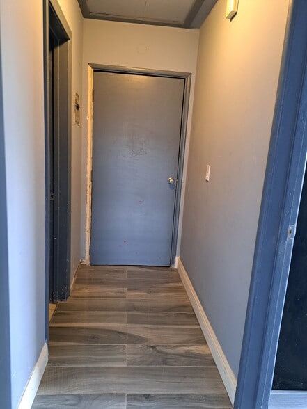 More Photos Of 5830-5838 Overhill Dr, Los Angeles Medical For Lease