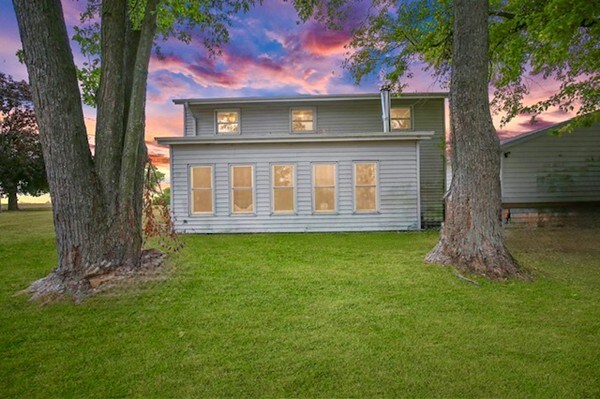 More Photos Of 3612 W Bloomington Rd, Champaign Truck Terminal For Sale