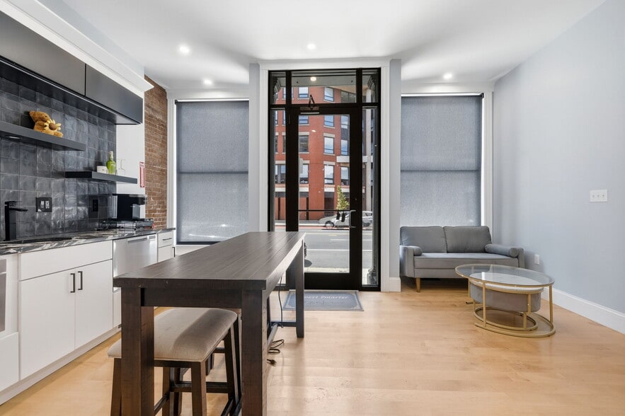 More Photos Of 129-131 N Washington St, Boston Storefront Retail Office For Sale