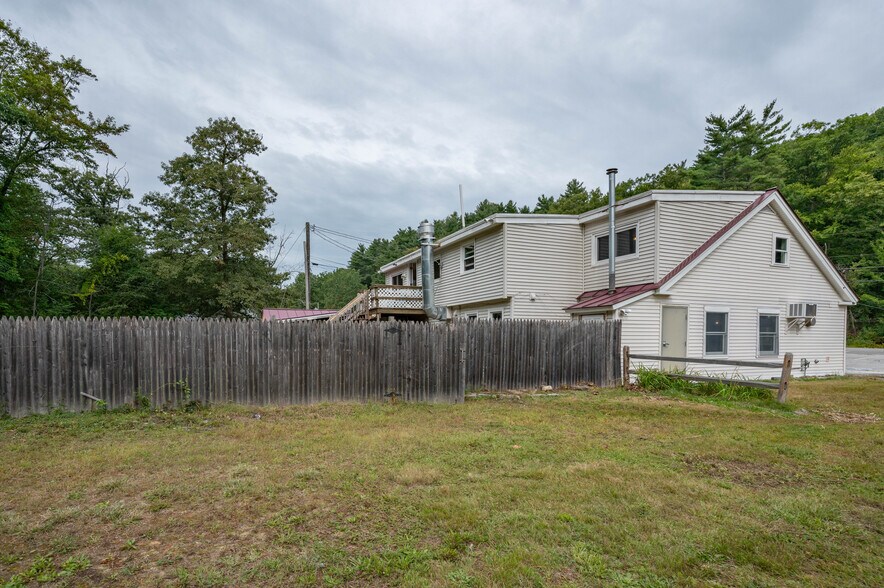 More Photos Of 944 Gibbons Hwy, Wilton Restaurant For Sale