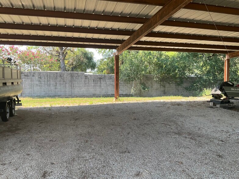 More Photos Of 761 SE County Road 3190, Corsicana Land For Sale