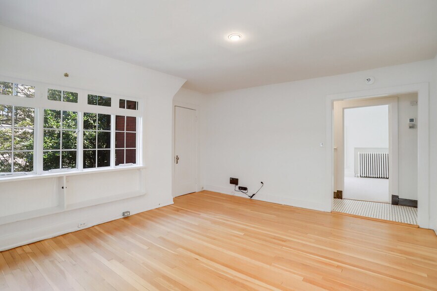 More Photos Of 1633 16th St Nw, Washington Specialty For Lease