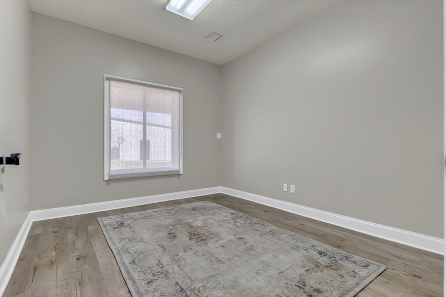 More Photos Of 1501 US Highway 19 S, Leesburg Office For Sale