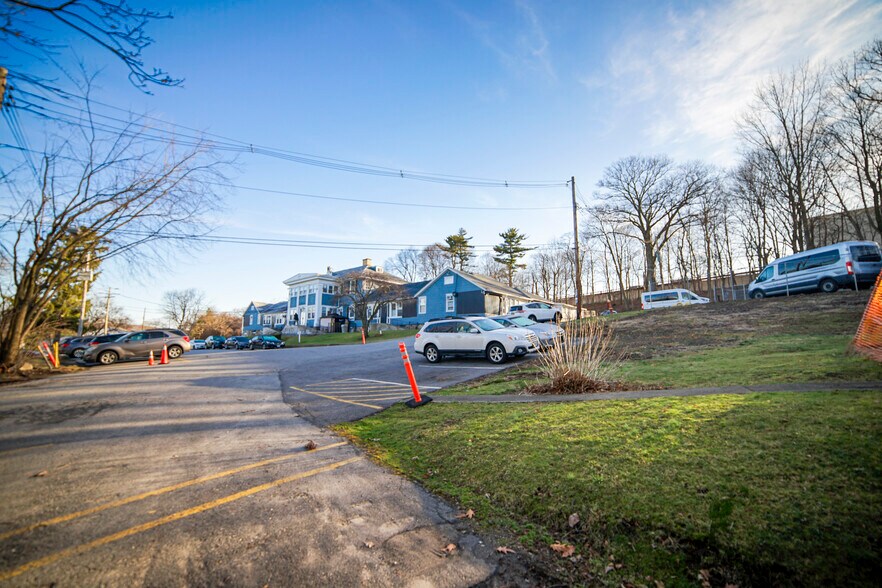 More Photos Of 1154 Saw Mill River Rd, Yonkers Land For Sale