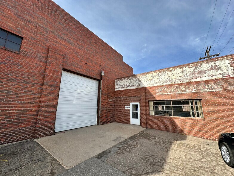 More Photos Of 5065 Colorado Blvd, Denver Warehouse For Lease