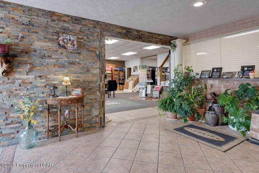 More Photos Of 205 S Poplar St, Hazleton Freestanding For Sale