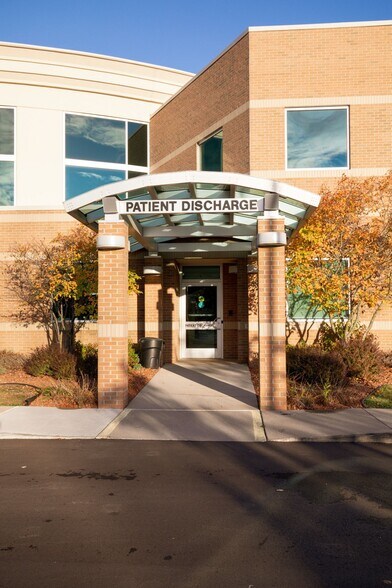 More Photos Of 6240 Rashelle Dr, Flint Medical For Sale