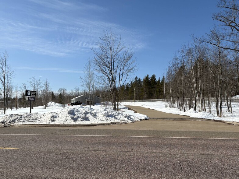 More Photos Of 928 County Road 480, Marquette Service For Sale