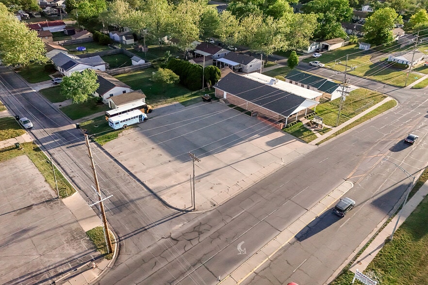 More Photos Of 1319 E 17th Ave, Hutchinson Religious Facility For Sale