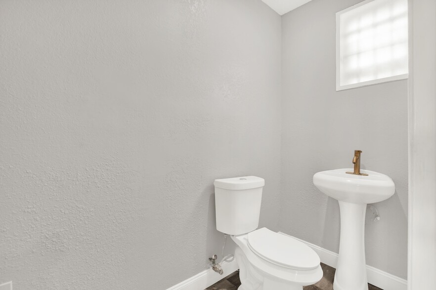 More Photos Of , Tampa Unknown For Sale