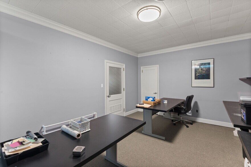 More Photos Of 102 Paisley St, Greensboro Coworking Space