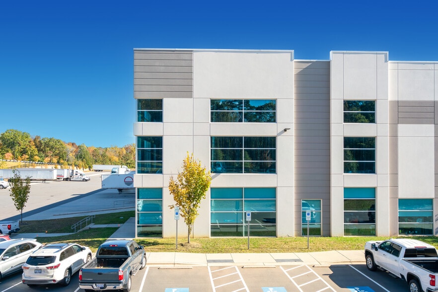 More Photos Of 10137 Horton Rd, Charlotte Distribution For Lease