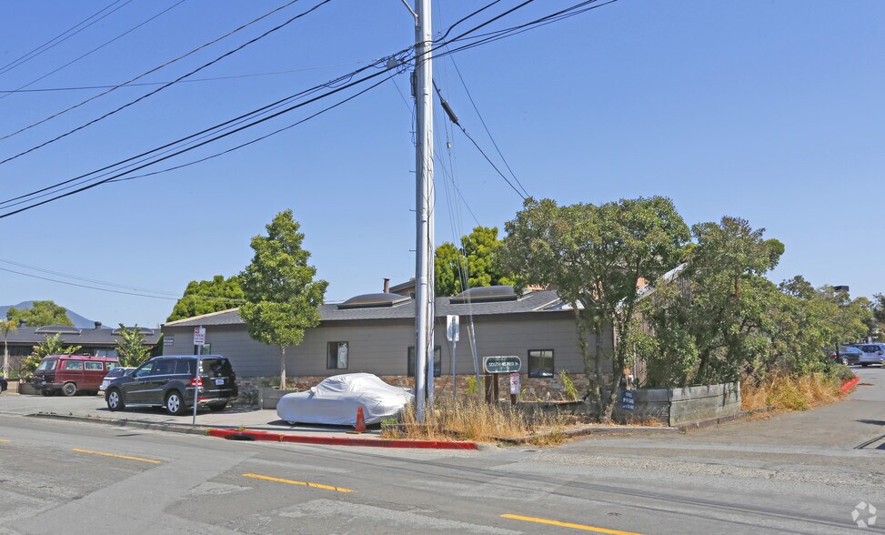 More Photos Of 55-75 Gate 5 Rd, Sausalito Coworking Space