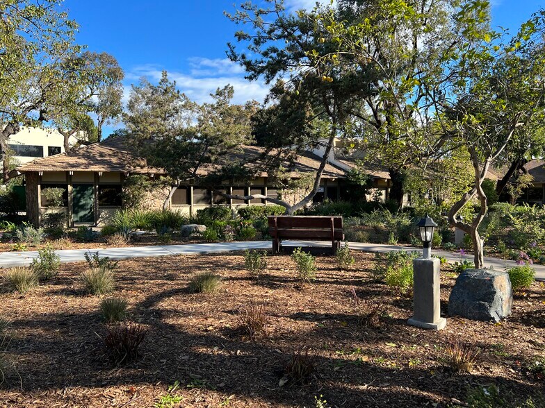 More Photos Of 2021 Sperry Ave, Ventura Office For Lease