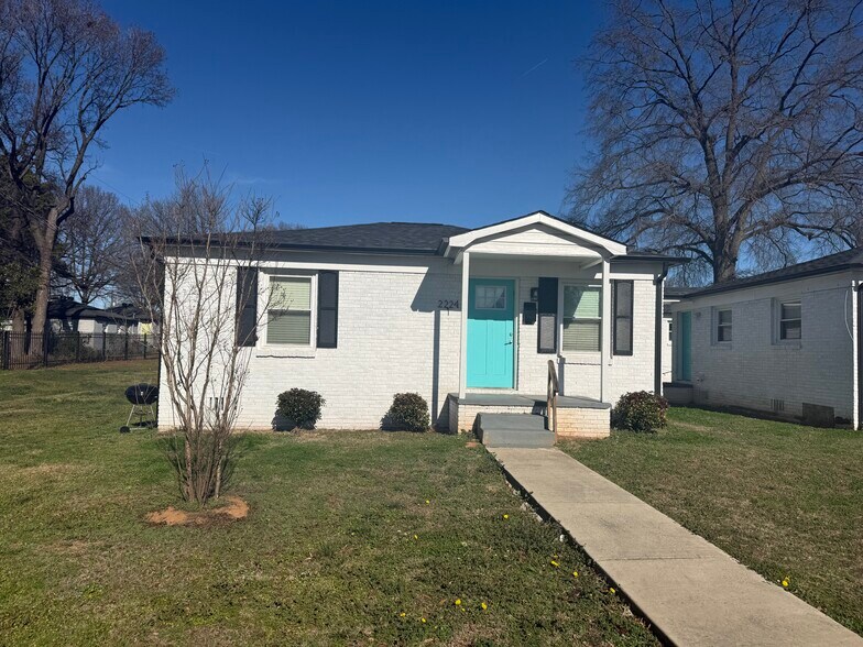 More Photos Of 2232 Alma Ct, Charlotte Apartments For Sale