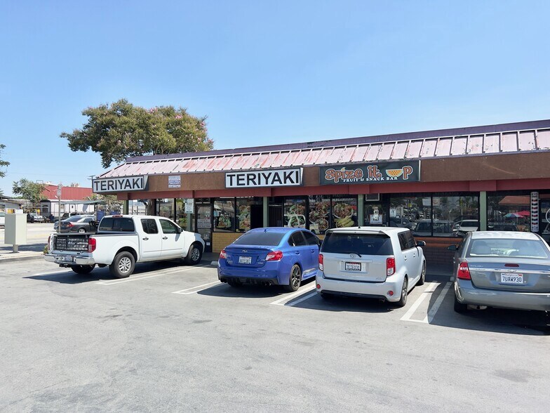 More Photos Of 13300 Valley Blvd, La Puente Unknown For Lease