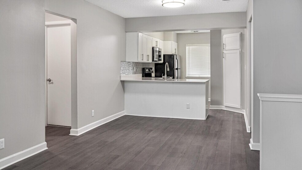 More Photos Of 5501 110th Ave N, Pinellas Park Apartments For Sale