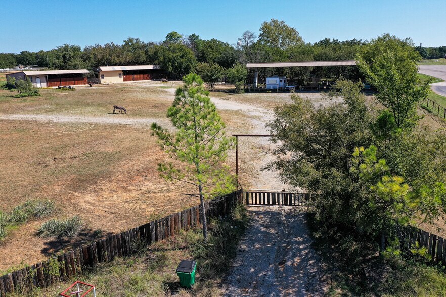 More Photos Of 0 US Highway 287, Alvord Land For Sale