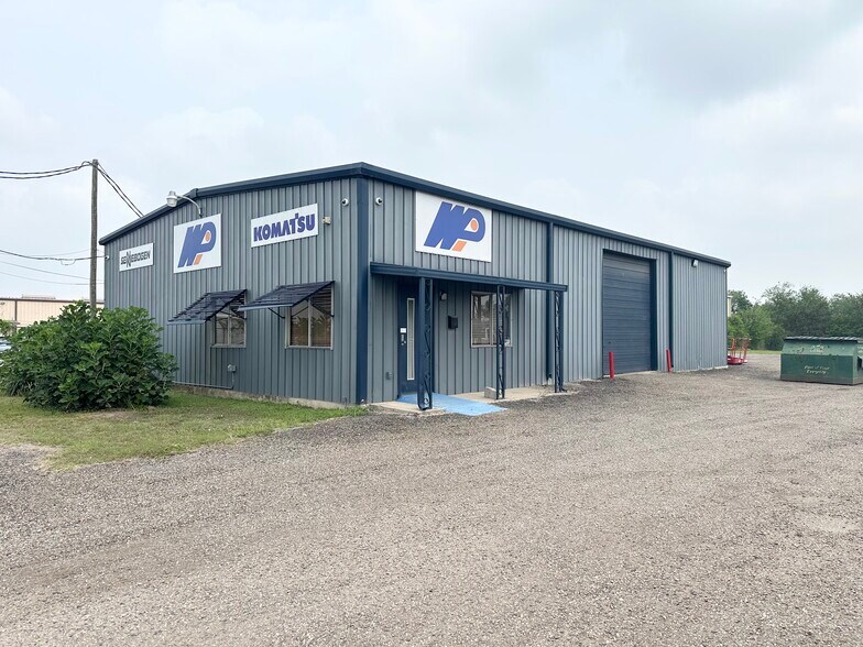 More Photos Of 7700 Padre Island Hwy, Brownsville Light Distribution For Lease