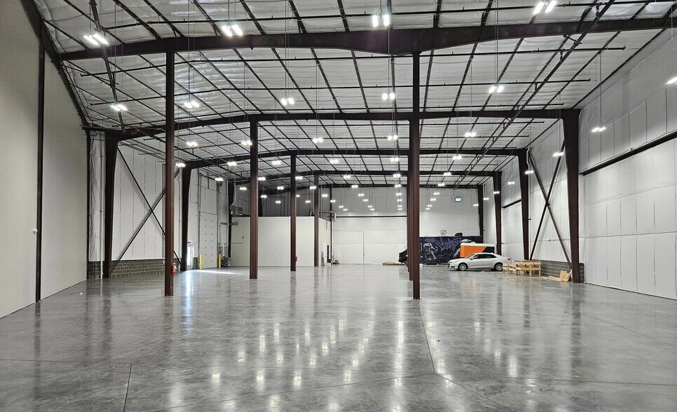 More Photos Of 3410 W Nelis Dr, Meridian Industrial For Lease