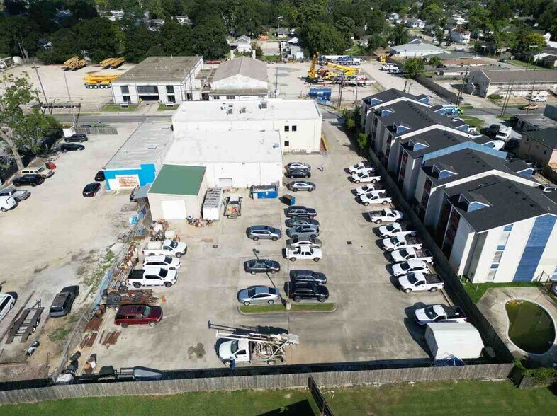 More Photos Of 724 Central Ave, New Orleans Light Distribution For Sale