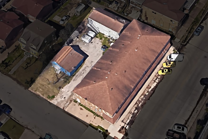 More Photos Of 1915 45th St, Galveston Storefront Retail Residential For Sale